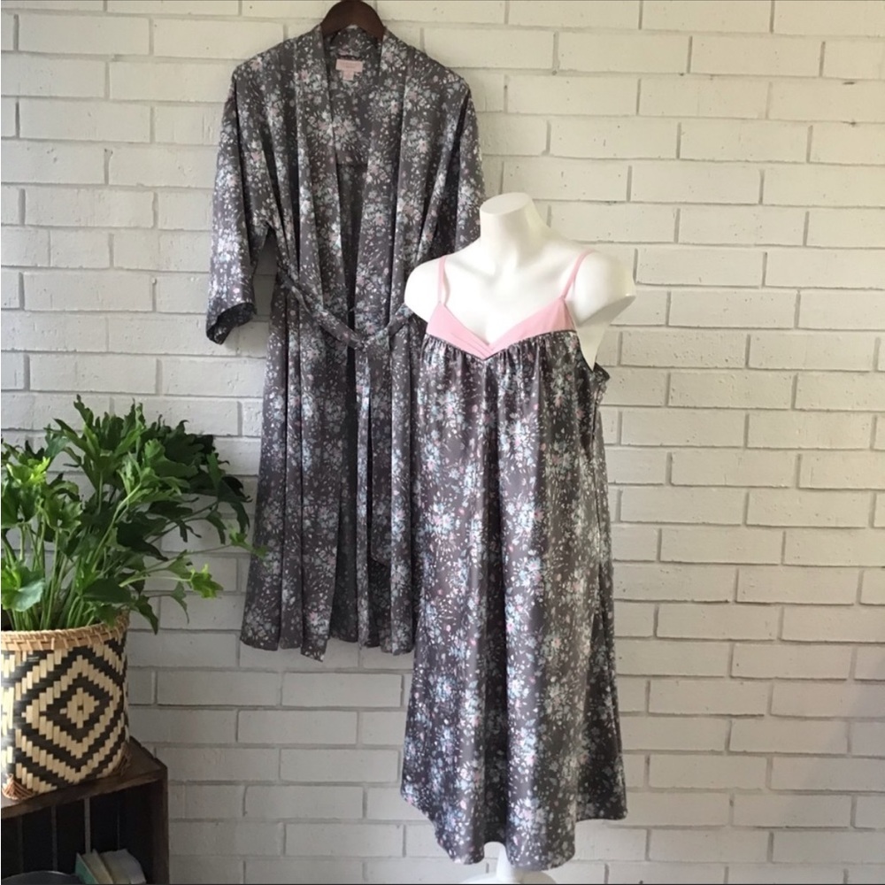 Cabernet | satin 2pc nightgown set- grey